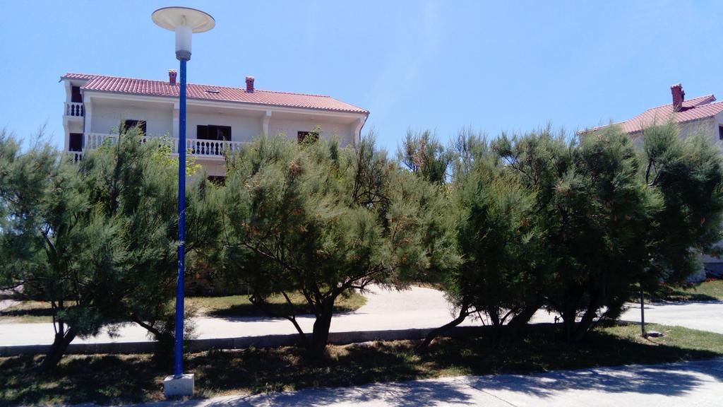 Apartments Branko ニン エクステリア 写真